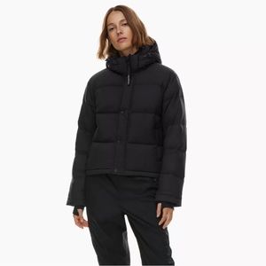 Aritzia The Super Puff Shorty Jacket